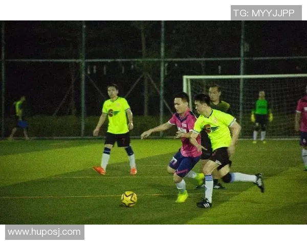 香港足球明星队莅临开平展开友谊赛助力本地足球发展与交流活动