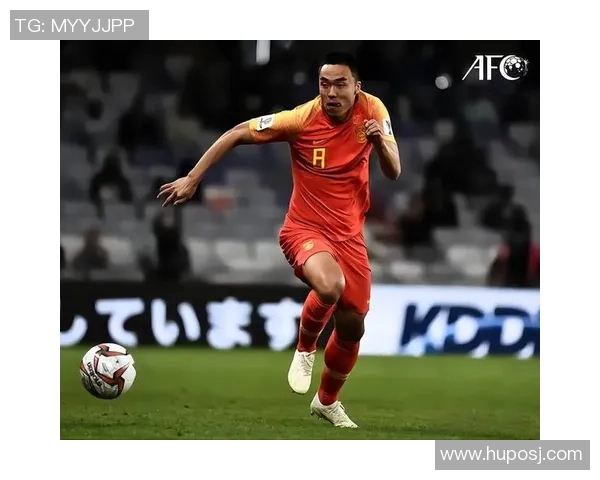 不屈不挠的足球明星如何在逆境中崛起成就辉煌人生